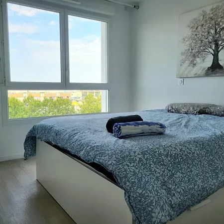 Apartamento Le Senghor Courcouronnes Exterior foto