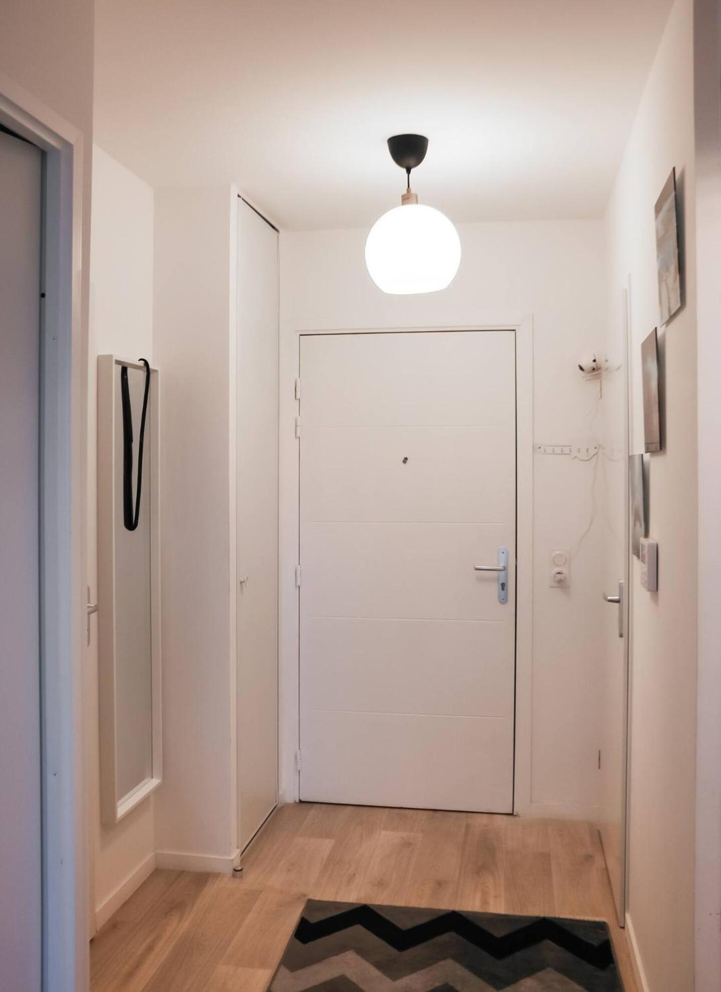 Le Senghor Apartment *